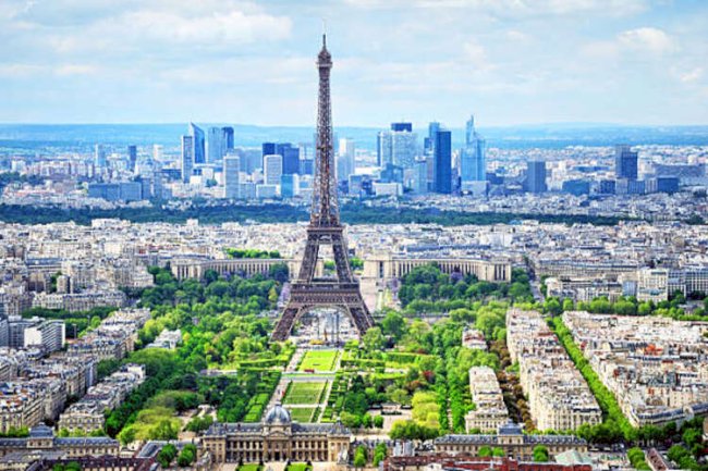 What Kinds of Indian Visas Are Available for France?