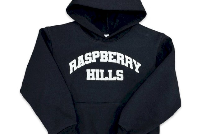 Raspberry Hills Retreat: Escape to Tranquility