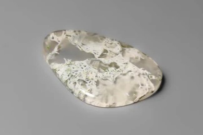 Ethiopian Opals and Water: A Delicate Relationship