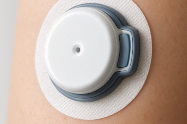 Simplify Diabetes Management: Buy Continuous Glucose Monitor Online