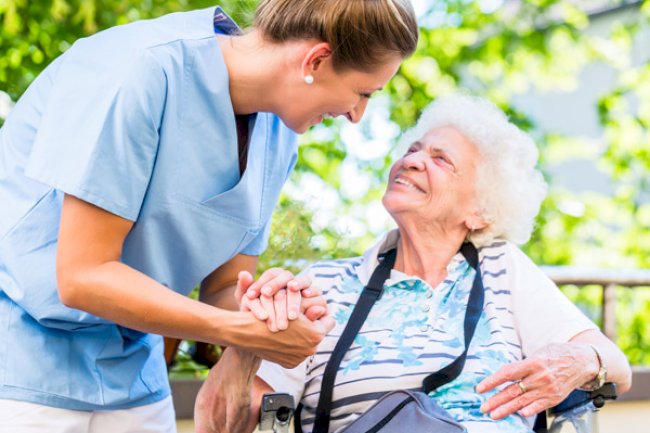 Find the Best Caregivers in Phoenix – Dedicated Senior & Disability Support