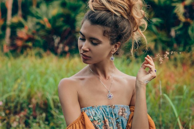 How to Tell if Your Charoite Jewelry Is Real