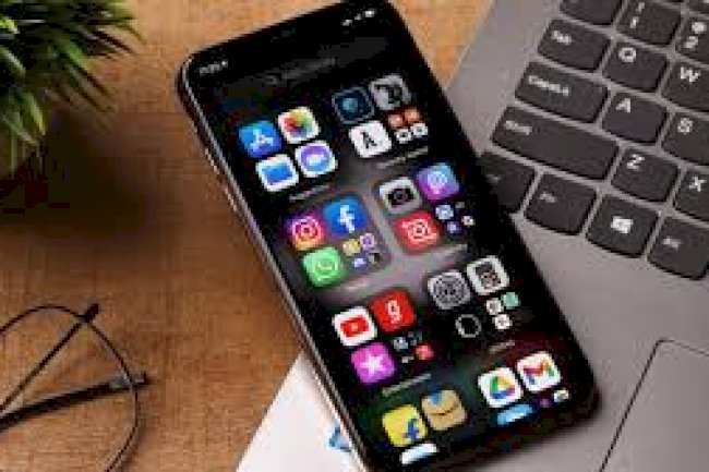 How to Choose the Right iPhone App Developer Company with AI Skills