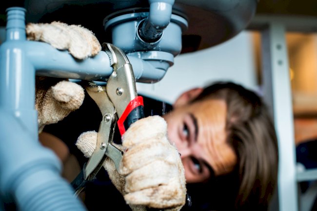 Emergency Drain Cleaning Near Me: 24/7 Local Experts Available