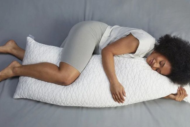 How to Know If You Need a Body Pillow as a Side Sleeper