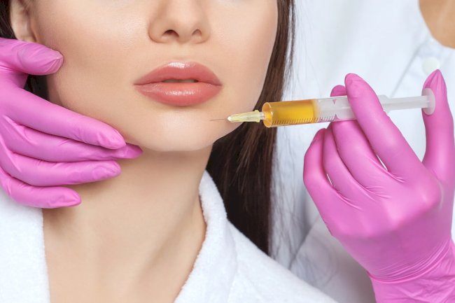 How Jaw Fillers Work: Science Behind the Sculpt