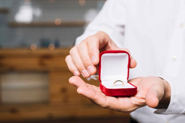 How to Clean Silver at Home with Baking Soda, Vinegar & More