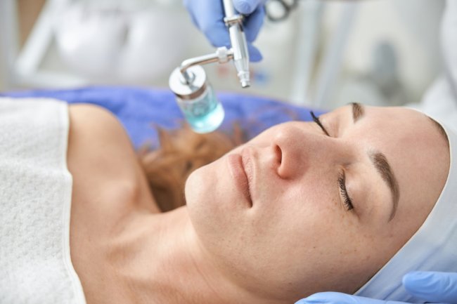 Can Oxygen Facials Be Combined with Other Treatments?