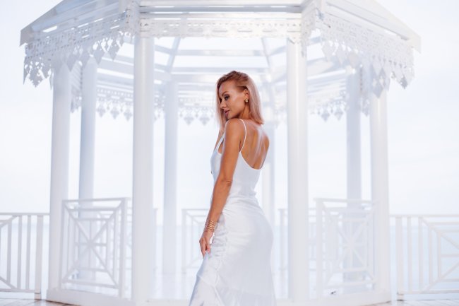 Why the Emma Bridals Dress at White Orchid Bridal Stands Out in Swansea