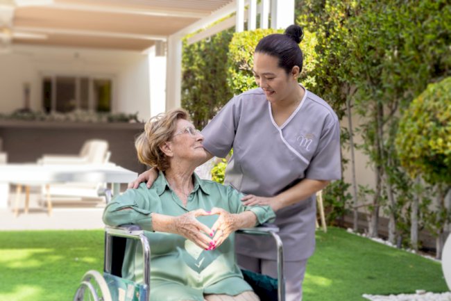 Do Elderly Care Services Help With Social Isolation?