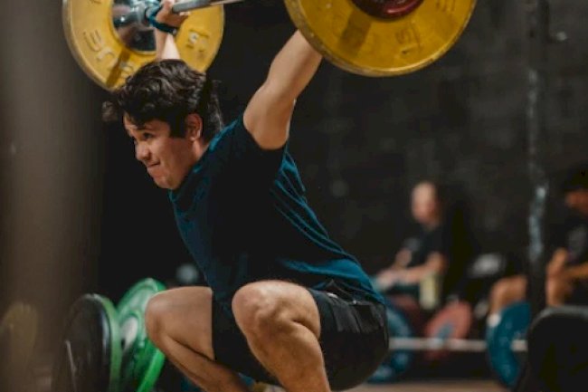 Unlock Peak Performance with a Structured Olympic Lifting Program for Athletes