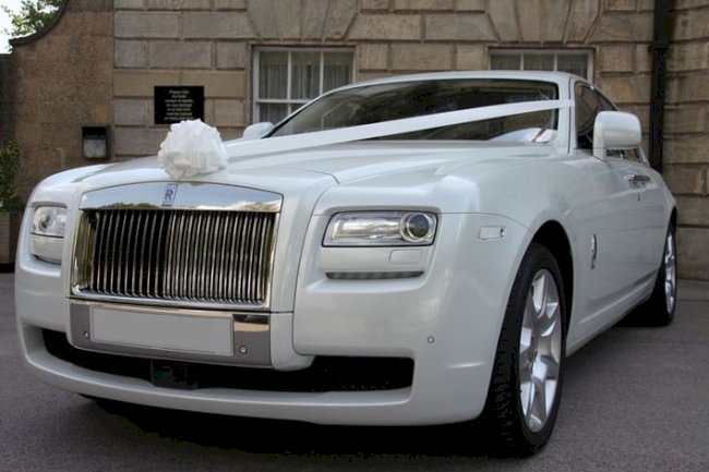 Wedding Car Hire Birmingham – Arrive in Style with Rolls Royce Hire Birmingham