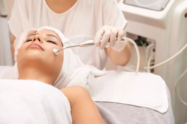 Does Deep Cleansing Facial Remove Acne Scars Permanently?