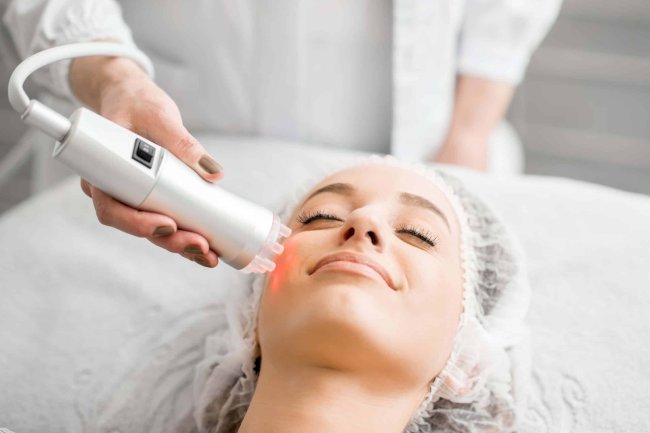 How Laser Skin Tightening Works at a Cellular Level