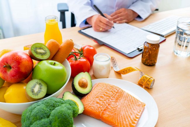 When Is the Right Age for Nutritionist & Dietitian in Dubai?