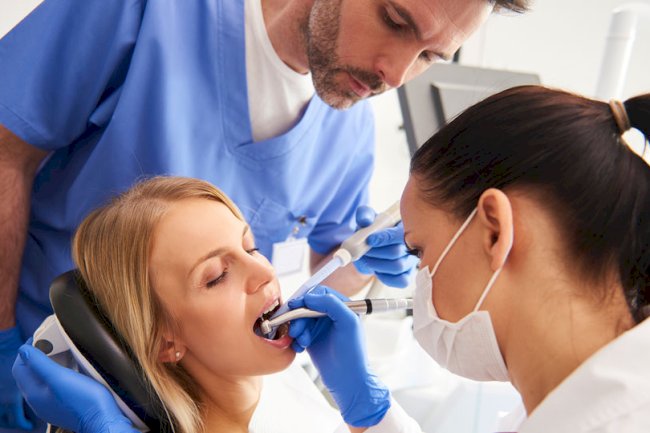 Can a Dental Hygienist Spot Early Signs of Cavities?