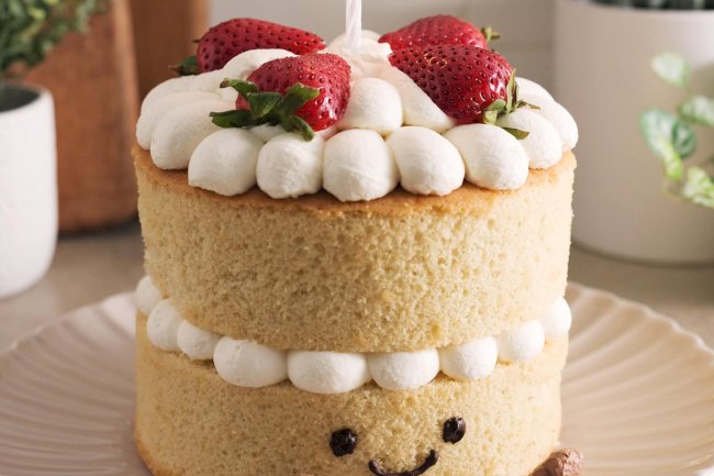 The Art of Cake Decorating: Tips and Techniques for Stunning Creations