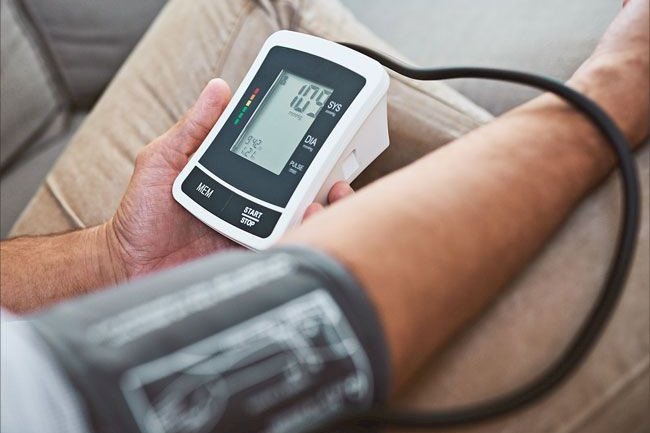Comparing Manual and Digital BP Monitors: What’s Right for You?                  