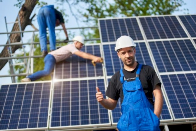 Why More Brentwood Homeowners Are Choosing Local Solar Panel Installers in 2025