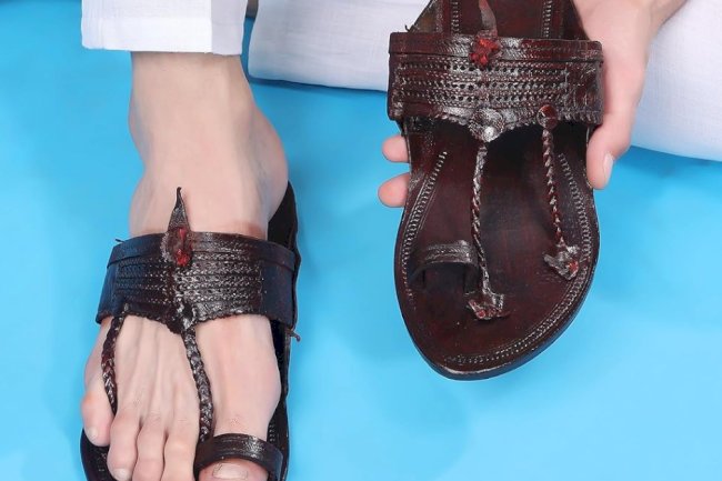 Diamond Feet Women's Kolhapuri Chappal: A Timeless Blend of Tradition and Elegance