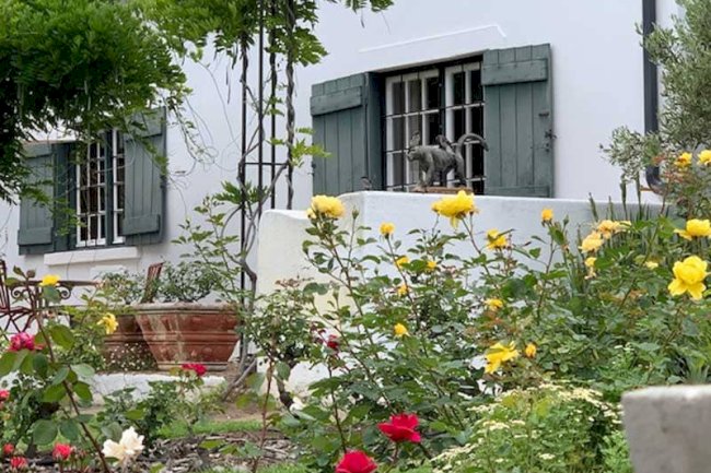 Slackpacking South Africa Discover Scenic Trails, Luxury Stays and Authentic Adventures