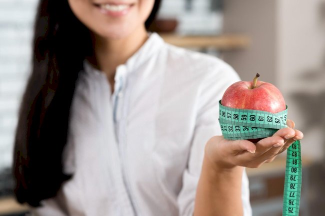 The Nutrition Blueprint for Successful Weight Management Without Extreme Diets