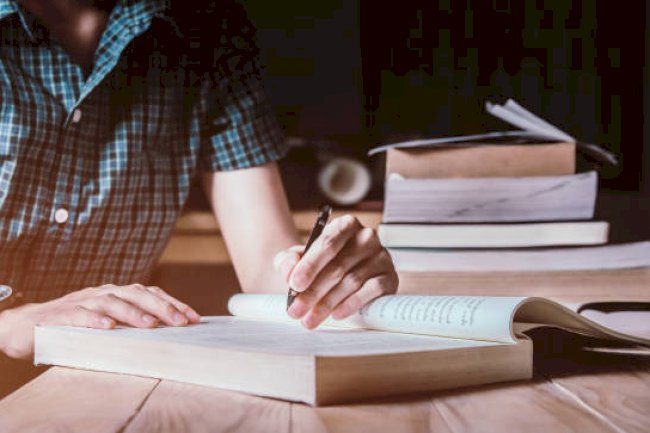 How to Write Essays That Show Advanced Research Skills