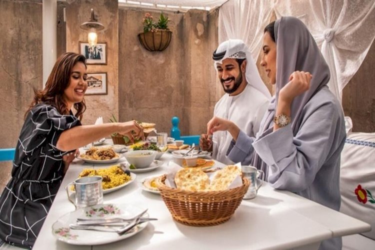 A Food Lover’s Guide to Dubai: Best Local and International Cuisine