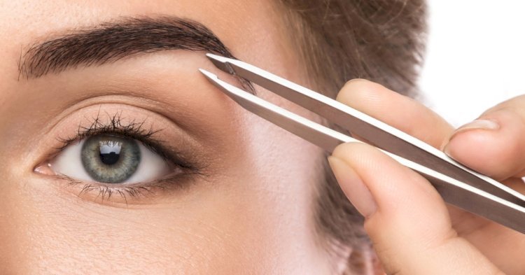 Why You Need the Best Plucking Tweezers 