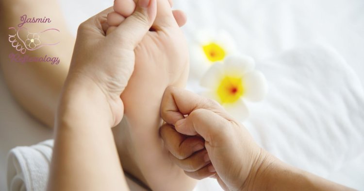 How to Become a Reflexologist: Your Ultimate Guide