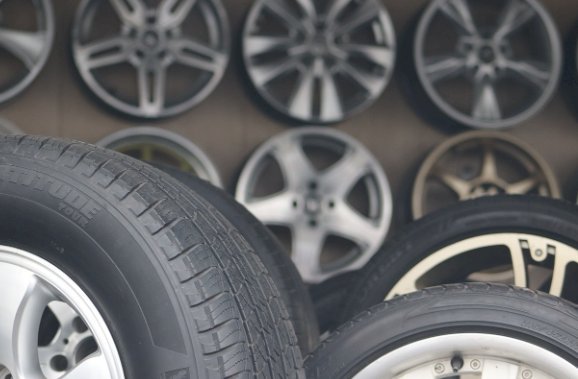 High-Quality 4x4 and Light Commercial Tyres for Your Needs