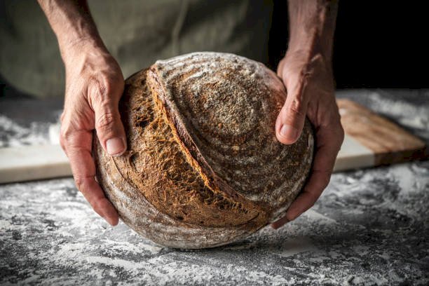 Master Sourdough Bread Making: Essential Tools Like a Proofing Bowl