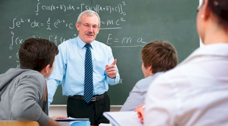 Benefits for Math Teachers of Taking a Mathematics Course