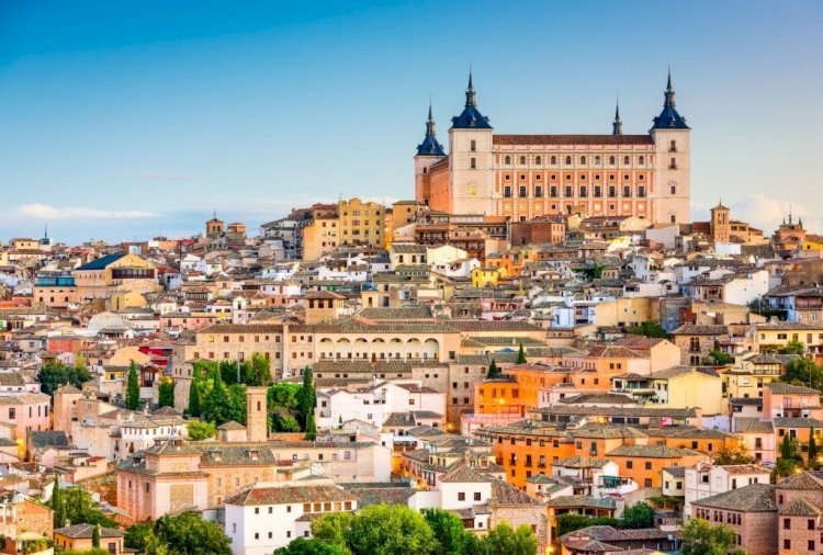 Discover Affordable Adventures with One More Holiday’s Cheap Holiday Packages & Spain Tour Packages