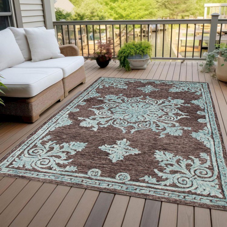 The Difference Between Indoor Rugs and Outdoor Rugs