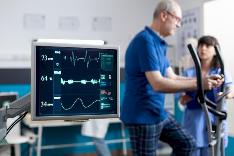 Vital Signs Monitoring in LTC | Bridging the Gap Between Prevention and Care