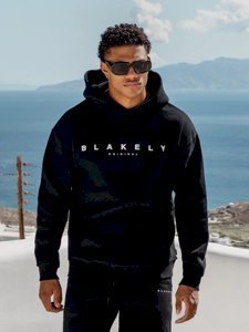 Streetwear Meets Sophistication The Rise of Blakely Fashion