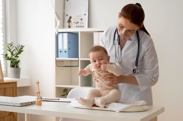 What Does a Pediatric Physician Assistant Do? Roles & Responsibilities 