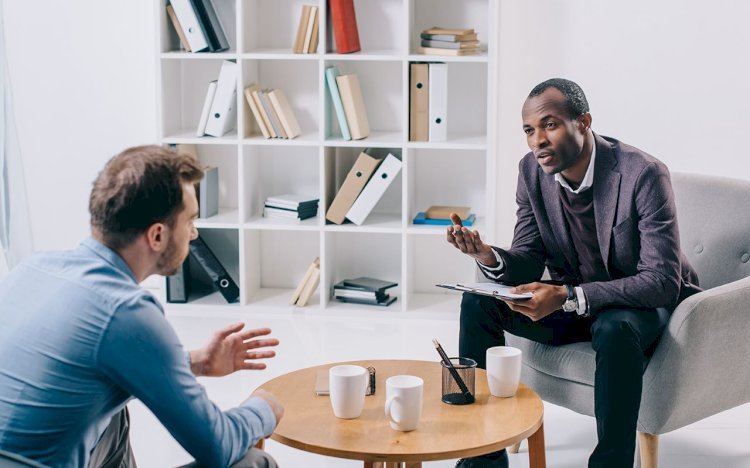 Stop Phubbing Reconnect and Focus on Real Conversations