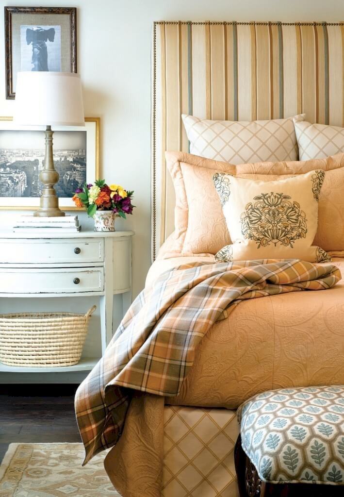 Boca Bargoons Boca: A Treasure Trove of Designer Fabrics and Home Décor