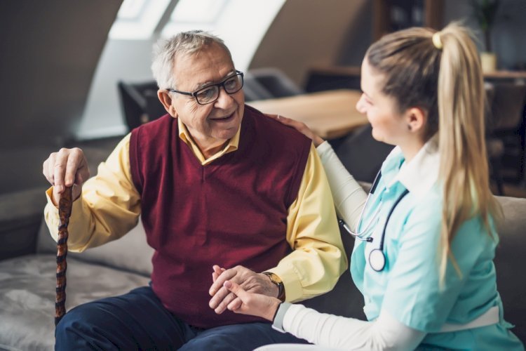 Caring for a Loved One with Alzheimer’s: Tips and Resources