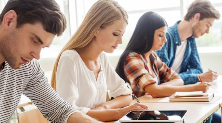 Why are Kisalay Commerce Classes the Best for Commerce Classes in Prayagraj?