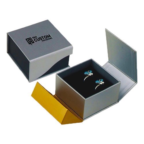 Small Box, Big Impression: Custom Packaging for Earrings