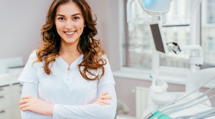 When to Visit an Emergency Dentist in London? 10 Warning Signs