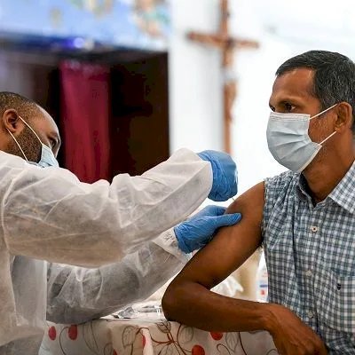 Can You Safely Take an Injection at Home Without Help?