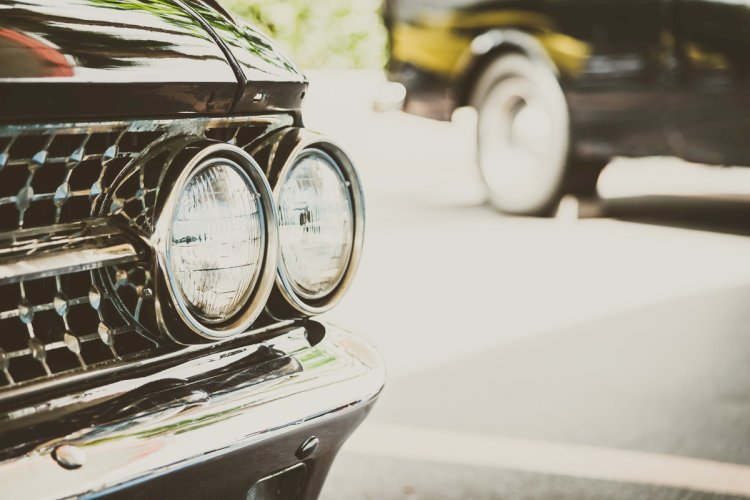 How to Restore Fading Headlights Fast & Affordable in UAE