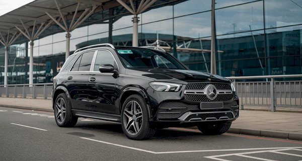 Smooth Journeys Start Here: Your Guide to Easy Airport Taxi Transfer and Travel