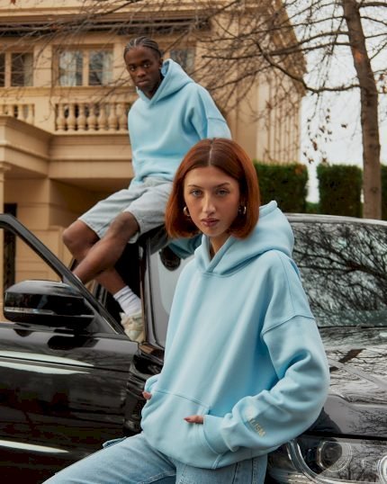The Rise of the Realism Tracksuit: Blending Comfort, Style, and Artistic Identity