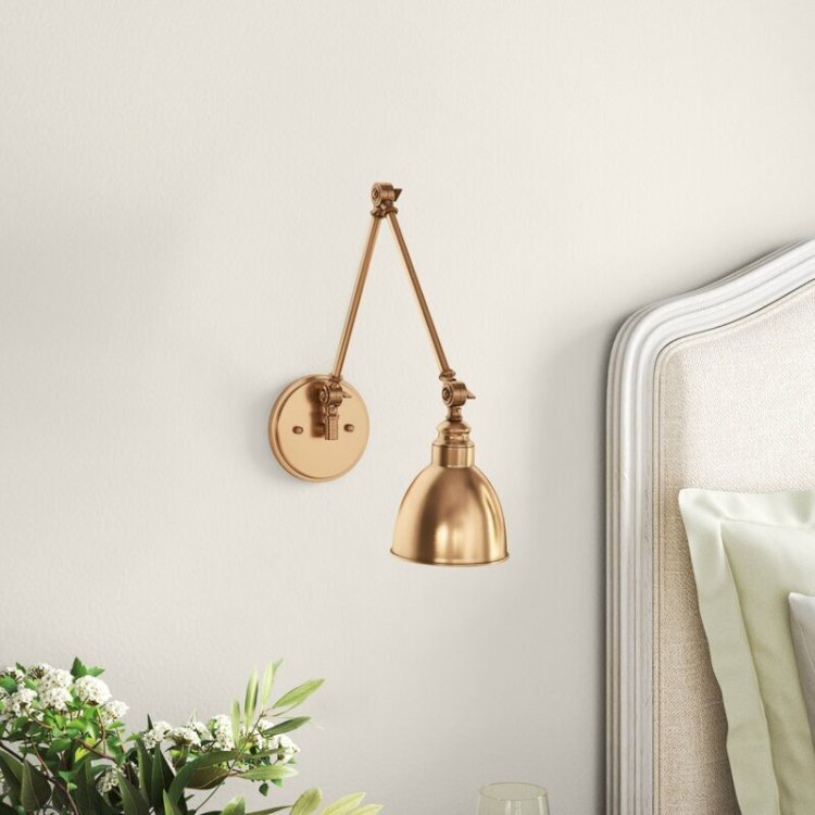Brass Wall Lights vs. Chrome: Which Switched Wall Light Style Wins?