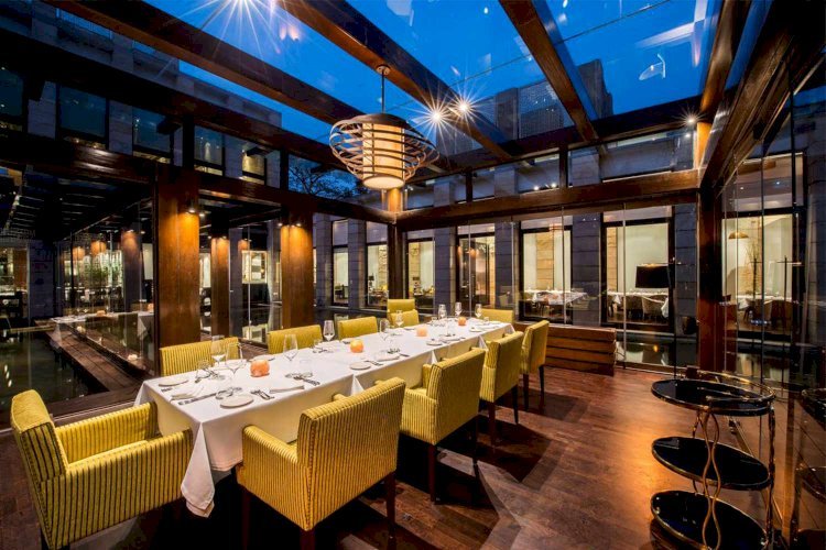 Can a Famous Restaurant Still Surprise You? The Answer Might Be Yes